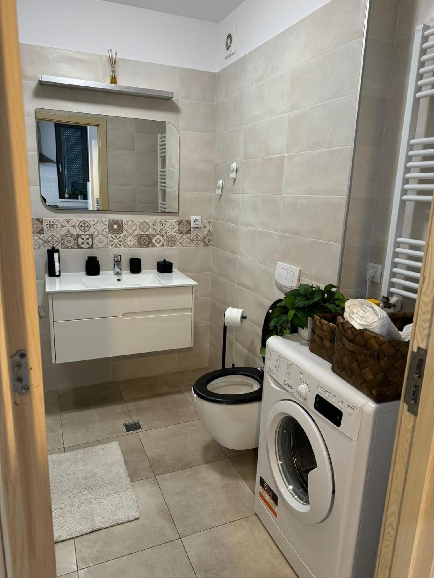 Rux Apartament Onix Blue Năvodari Exterior foto